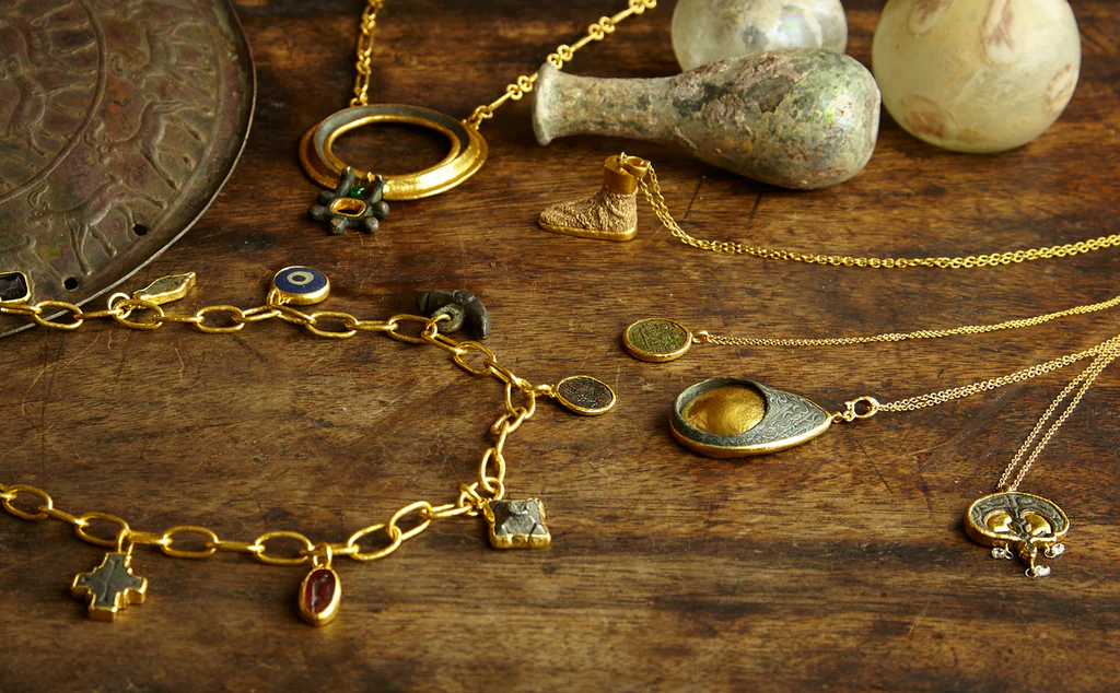 Ce documente trebuie să soliciți atunci când cumperi bijuterii din aur sau argint